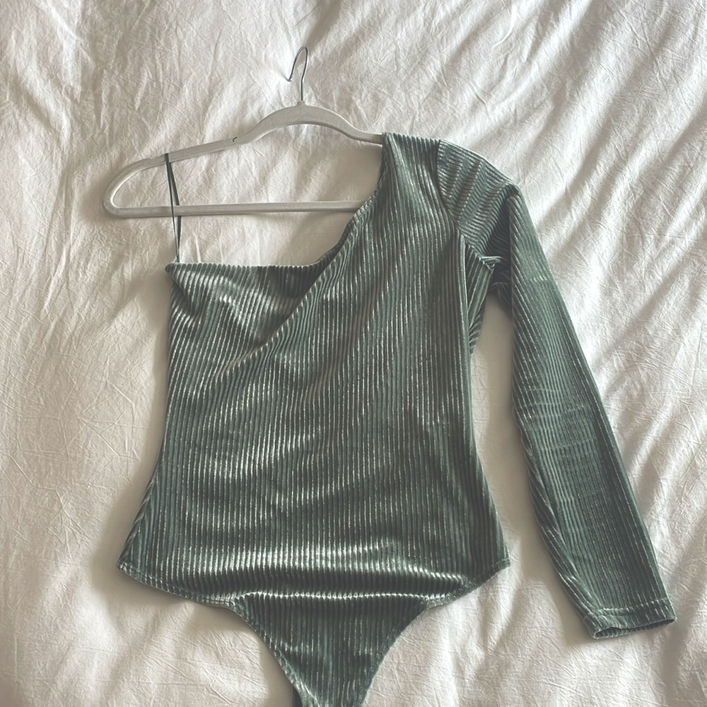 One shoulder Bodysuit